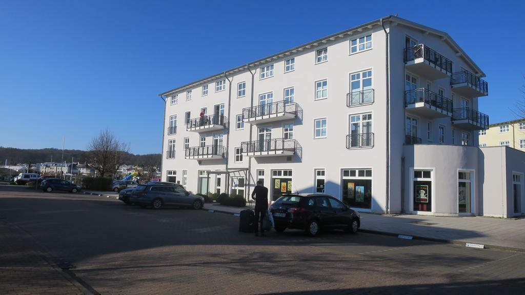 9 Ostsee-ferienwohnung-sellin *